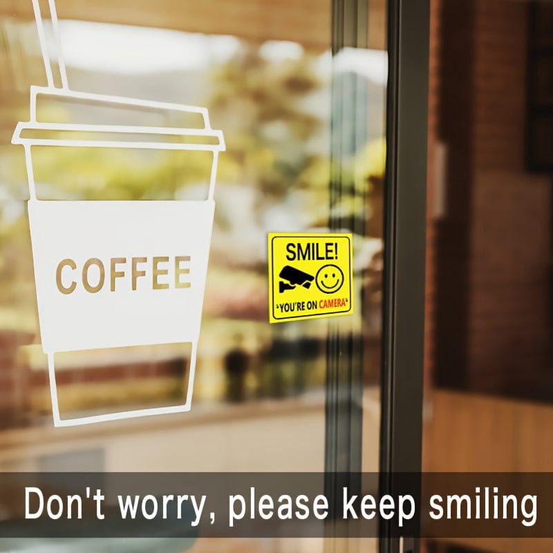 4 Stück/Set Smile You're On Camera Zeichen Fensteraufkleber Höfliche Videoüberwachungssicherheitsschild für Haus, Geschäft, Garten oder Einfahrt Wohnkultur