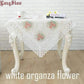 Leichtkaffee Pure Organza Spitzeneinfassung LOTUS Bestickte Tischdecke