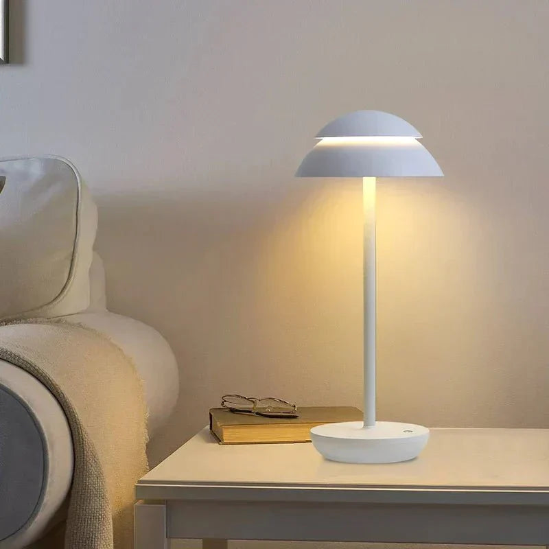 Frendorf | Lassen Sie sich von der Powerluxe Wiederaufladbaren Tischlampe mit modernem Design verführen