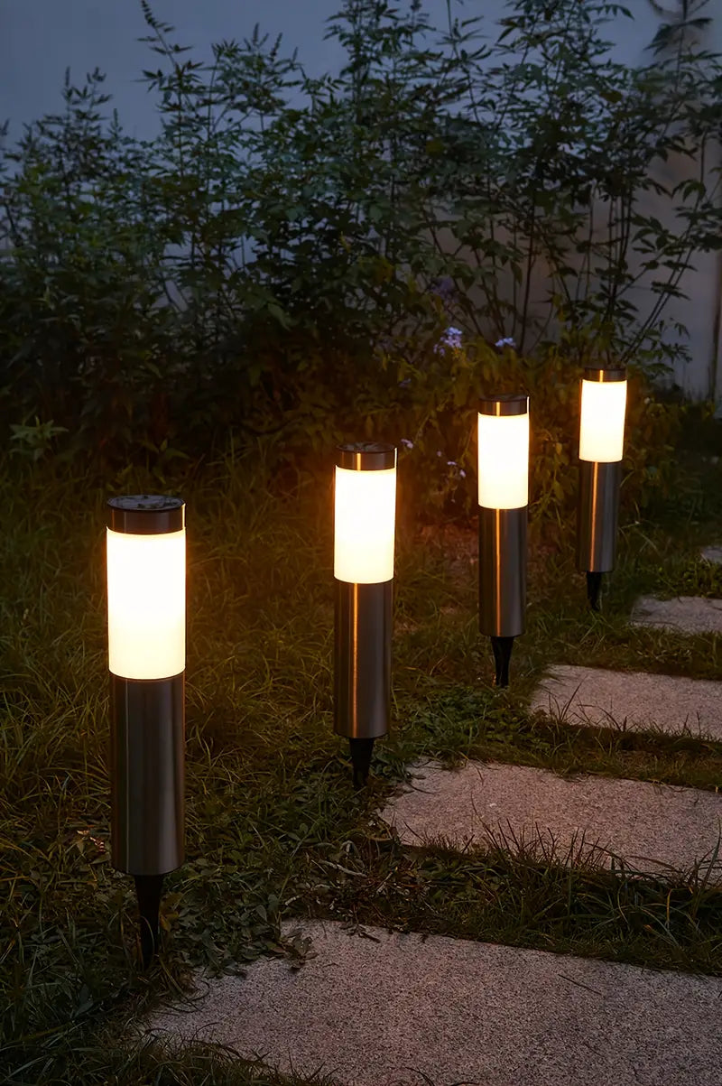 Frendorf | Solar Aussenleuchte | Wasserdicht, energieeffizient & einfach zu installieren für Garten- und Wegbeleuchtung