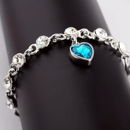 Frendorf | BlueBracelet: Armband mit blauem Stein für Frauen