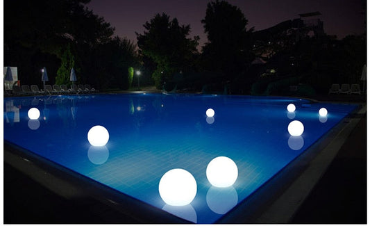 Wasserdichtes LED-Gartenkugellicht RGB