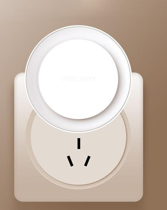 Frendorf | GlowPort Intelligentes Wandsteckdosenlicht | LED Nachtlicht | Energiesparend | Modernes Design für Zuhause
