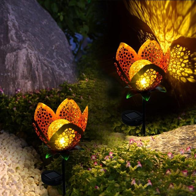 Frendorf | SolarBloom Gartenleuchte mit Blumenmuster | Solarbetriebene Wegleuchte | Außenbeleuchtung für Garten & Terrasse