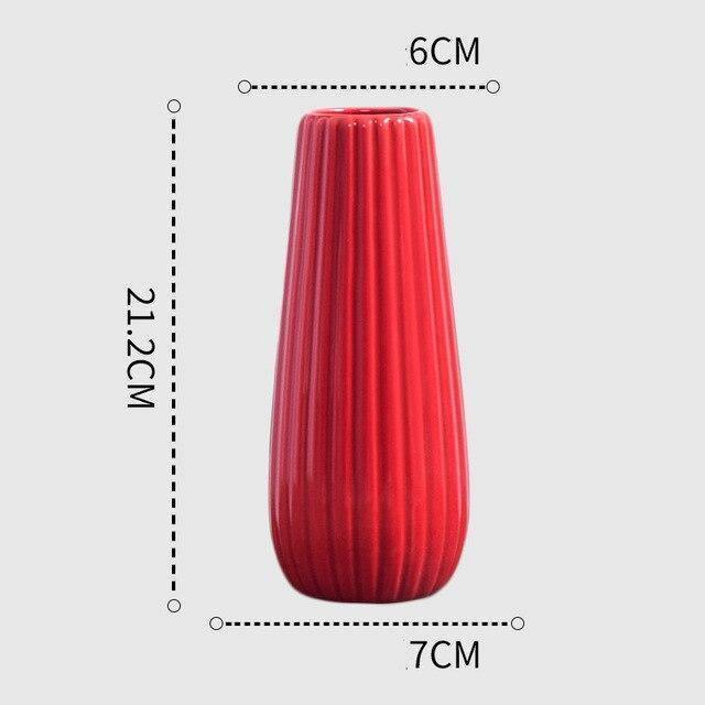 Frendorf | CrimsonFlow Geschwungene Rote Vase | Zeitloses Design | Dekoratives Highlight | Moderne Wohnkultur