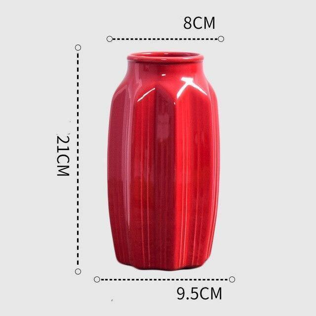 Frendorf | CrimsonFlow Geschwungene Rote Vase | Zeitloses Design | Dekoratives Highlight | Moderne Wohnkultur