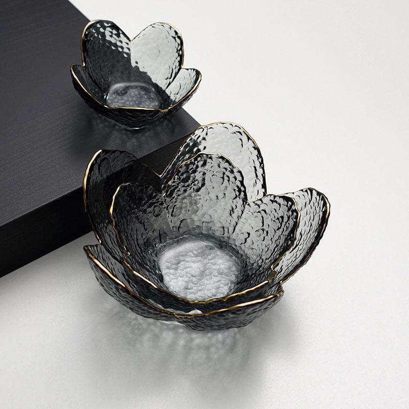 Frendorf | CrystalBloom Glasschalen im Blütendesign | Strukturiertes Glas | Moderne Tischdeko in Schwarz & Weiß
