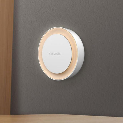 Frendorf | GlowPort Intelligentes Wandsteckdosenlicht | LED Nachtlicht | Energiesparend | Modernes Design für Zuhause