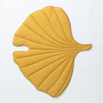 Frendorf | LeafNest Kuscheldecke im Blatt-Design | Weich & Vielseitig | Perfekt für Zuhause