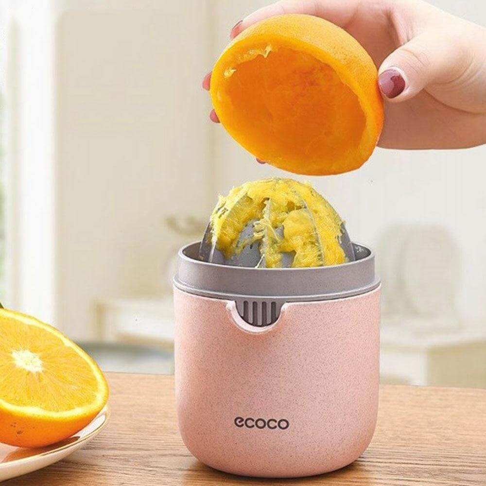 Portabler einfacher Pastell Mini Entsafter