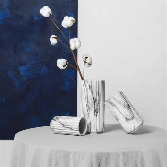 Frendorf | StoneCrest Strukturierte Marmor-Blumenvase | Elegantes Design | Hochwertige Dekoration | Modern und Luxuriös