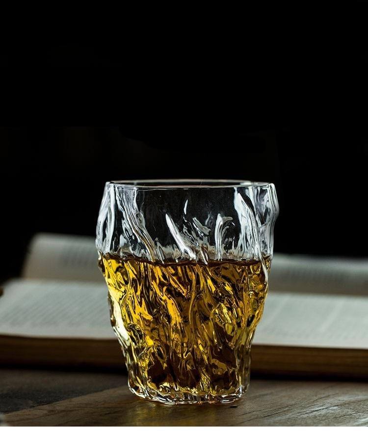 Kreative Whiskey Tasse Besalu