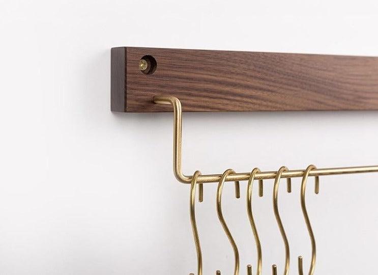 Frendorf | TowelTree Holz Handtuchständer | Minimalistisches Design | Platzsparender Handtuchhalter für Bad & Schlafzimmer