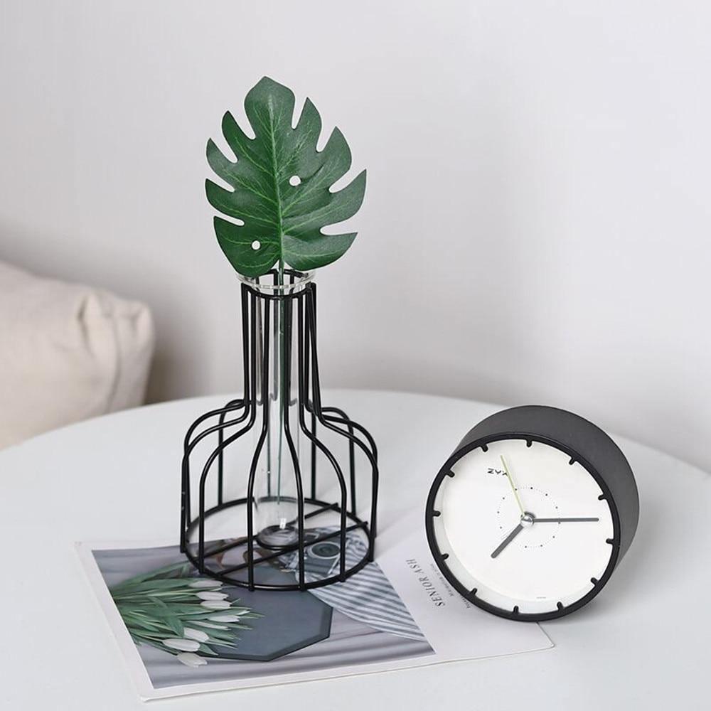Frendorf | VaseTech Testrohr-Vase mit Metallständer | Modernes Design | Minimalistische Dekoration für Zuhause & Büro