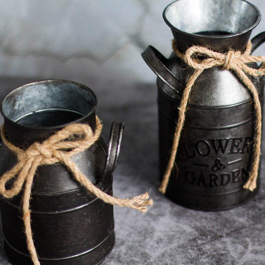 Frendorf | BloomTin Klassischer Eisen-Blumentopf mit Juteseil | Vintage-Design | Perfekt für Pflanzen & Deko | In Zwei Größen Erhältlich
