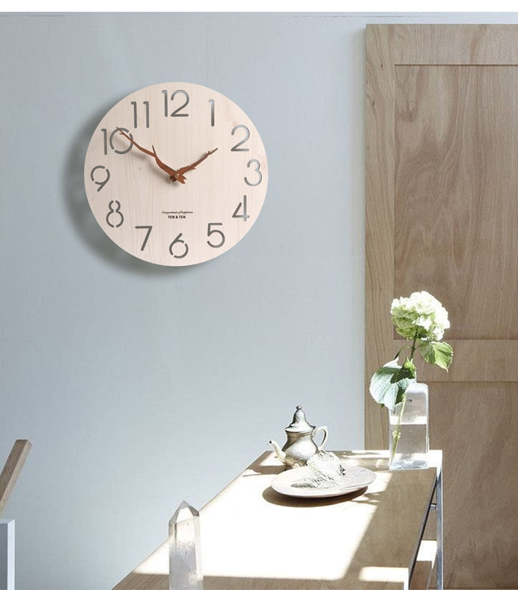 Holz Wanduhr Pooh (2 Farben)