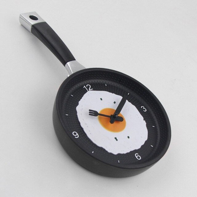 Wanduhr Pan (4 Farben)