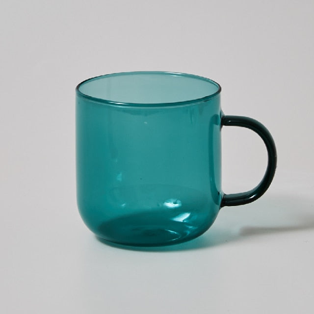 Bunter Glasbecher