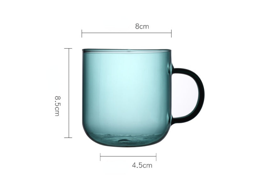 Bunter Glasbecher