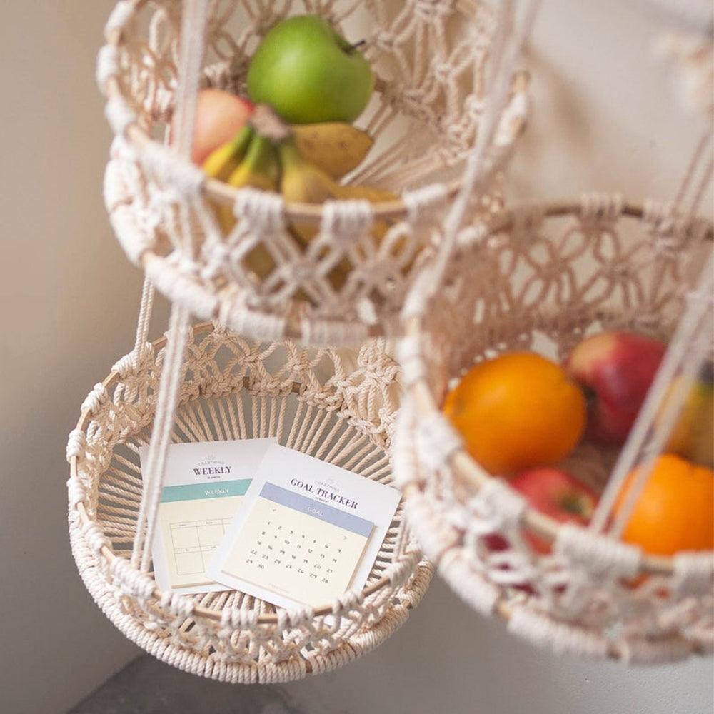 Frendorf | MacraBloom Hängekorb | Boho Makramee Design | Mehrschichtig | Stilvolle Aufbewahrung & Deko