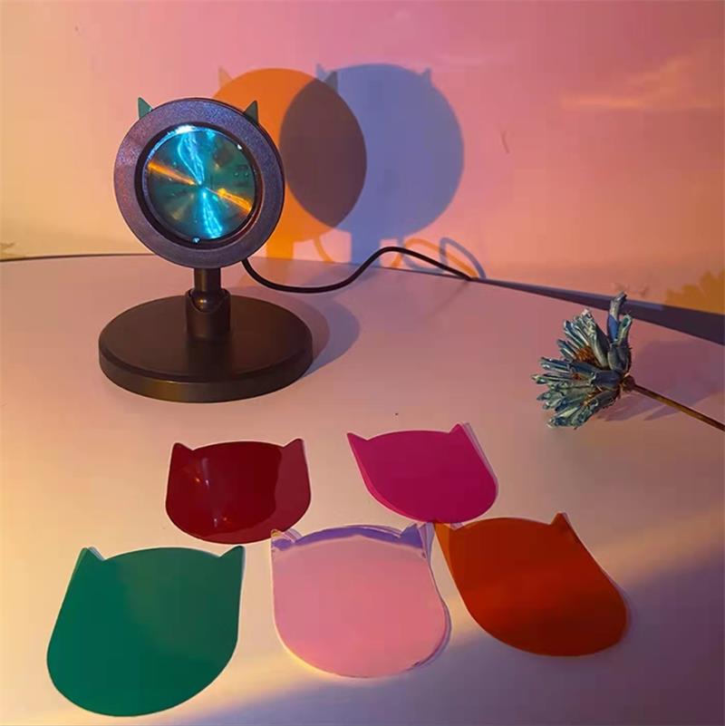 Frendorf | Katze Ohren Schreibtisch Sonnenuntergang Lampe