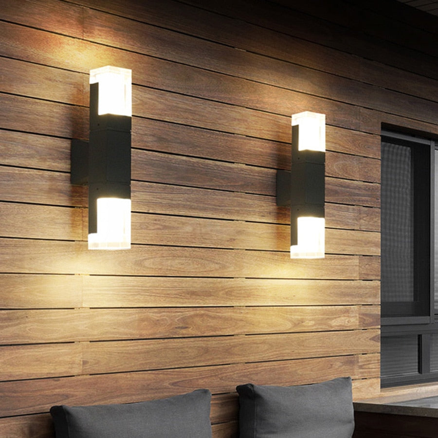 Frendorf | LumiGuard Bewegungsmelder-Wandleuchte | LED Außenleuchte | Energiesparend | Wetterfest | Ideal für Garten und Terrasse