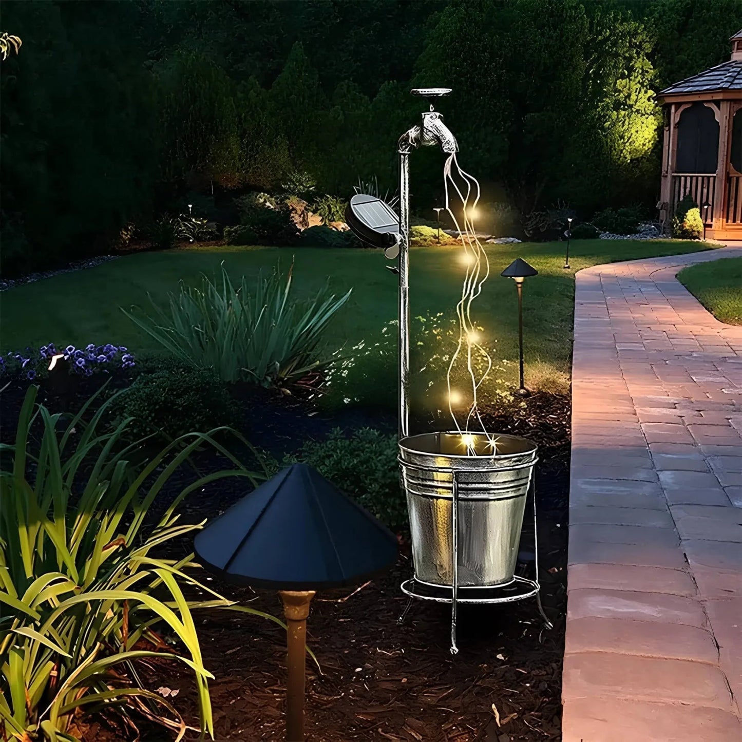 Frendorf | GlowDrops – Solarbetriebene Wasserhahn Gartenlampen