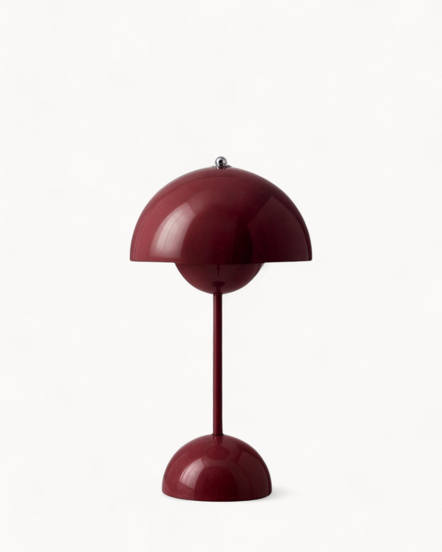 NordLight – LED Tischlampe skandinavisches Design, dimmbar und nachhaltig in Metall
