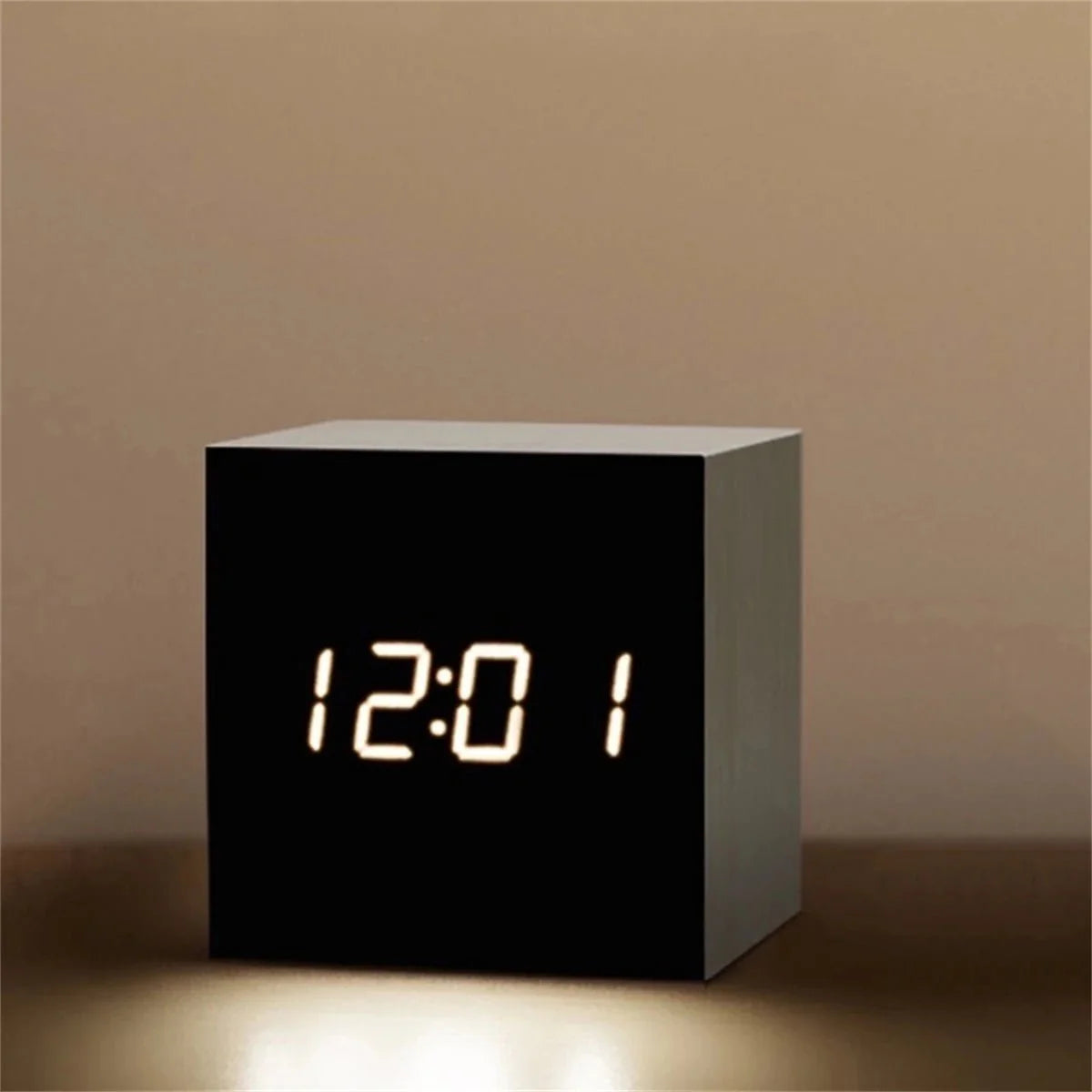 Retro-Stil Digitale LED-Wecker