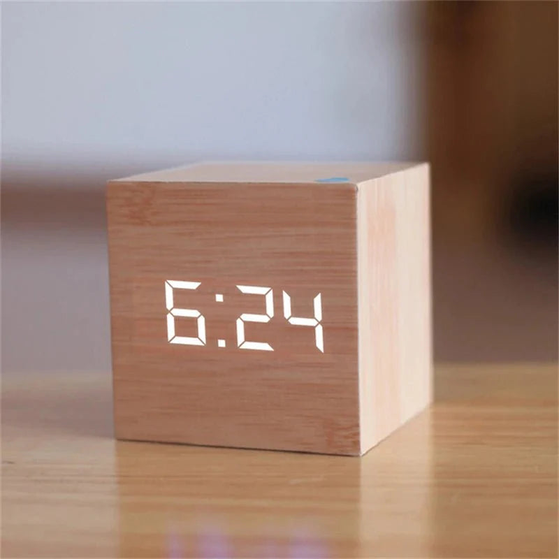 Retro-Stil Digitale LED-Wecker