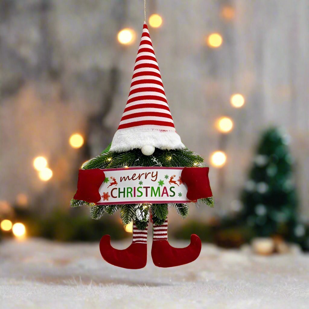 Frendorf | Santa Gnome mit Weihnachtskranz und funkelnden LED-Leuchten – Perfekt für Haustür, Wand oder Fenster festliche Magie