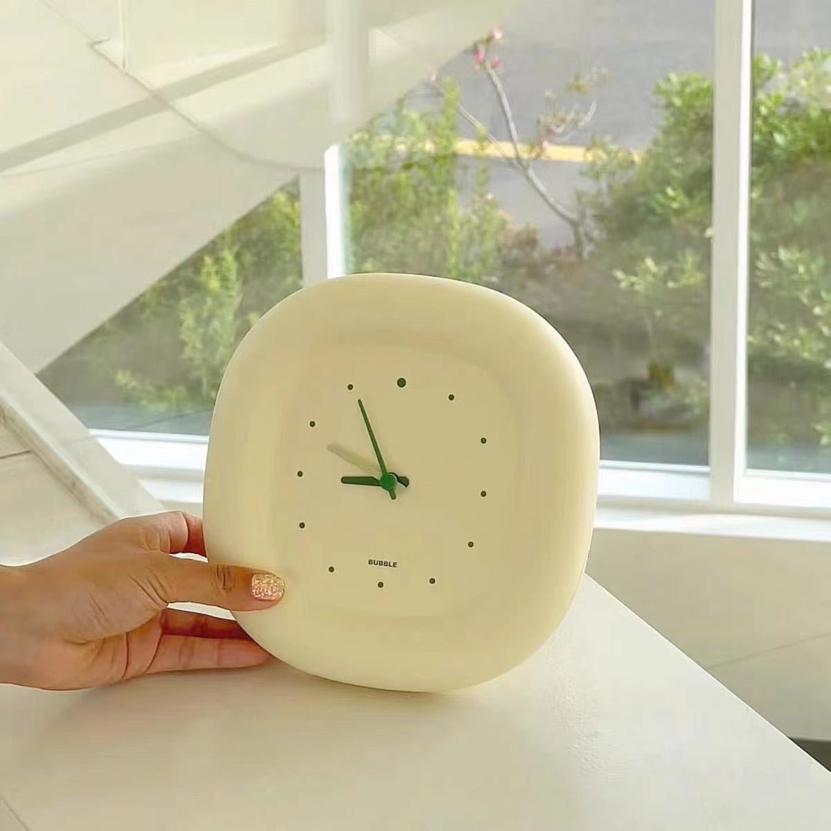 Frendorf | TimeLuxe - Modern und stilvolles Wanduhren