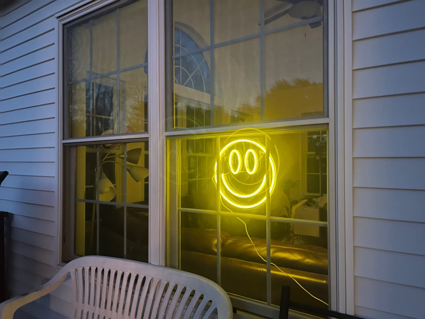 Smile Face Neon Zeichen