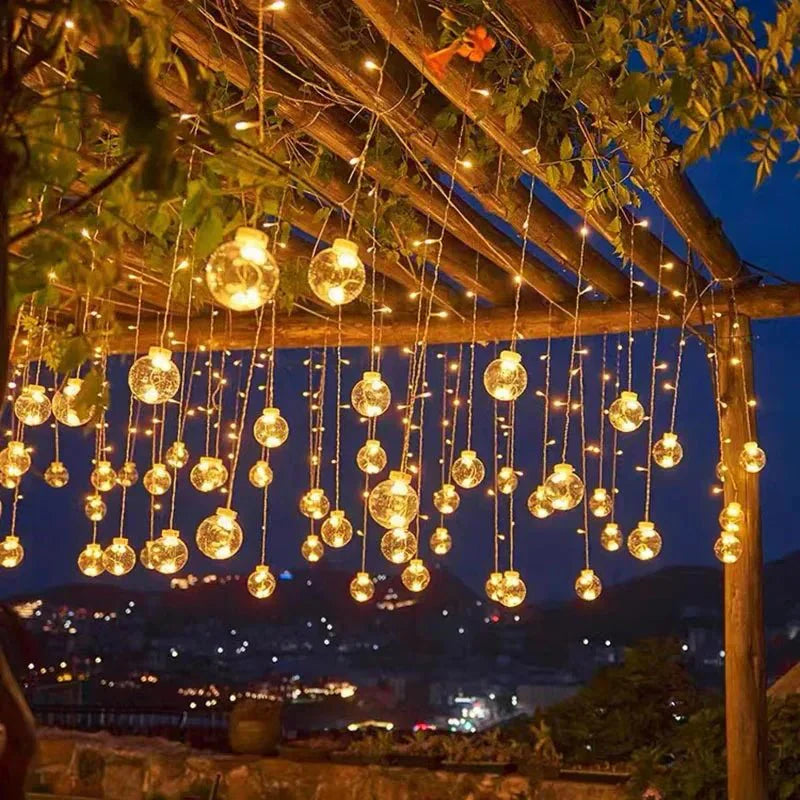 Frendorf | SolarGlint Solar LED Pendel Lichterkette | Außenbeleuchtung für Garten & Terrasse | Wasserdicht & Energieeffizient