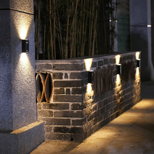 Drahtlose LED Solar Wandleuchten Deluxe | Effiziente und Kostenersparnis Außenbeleuchtung
