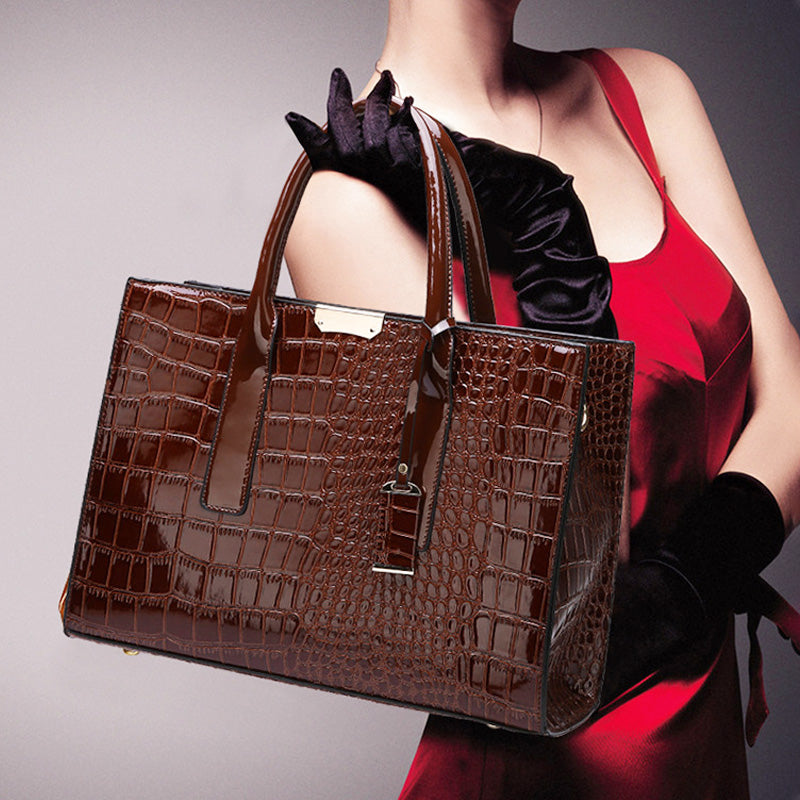 Frendorf | Tasche mit Krokodilprägung.