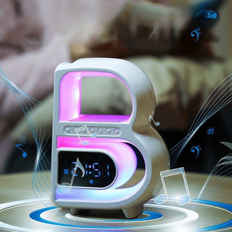 Frendorf | BrightB - LED-Buchstabenlampe B mit Uhr und Regal