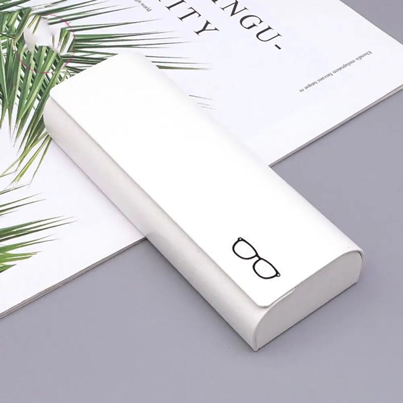 Frendorf | Minimalistisches Brillenetui aus Hartleder