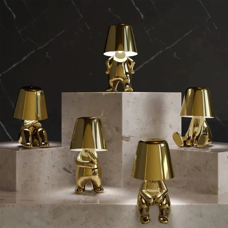 Frendorf | ThinkerGlow™ Goldene Denkfigur LED Tischlampe | Künstlerisches Stimmungslicht | Dekoleuchte für Zuhause & Büro