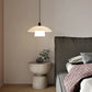 Frendorf | Zeitgenössische Eleganz mit einer Stehlampe aus Glas und einem weißen Schirm