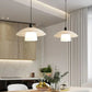 Frendorf | Zeitgenössische Eleganz mit einer Stehlampe aus Glas und einem weißen Schirm
