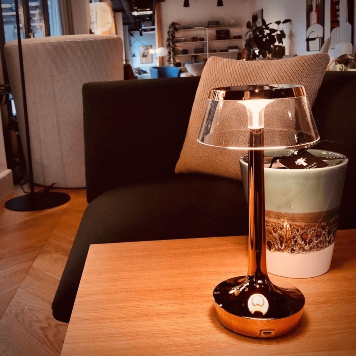 Frendorf | Luma wiederaufladbare Tischlampe mit Touch-Control