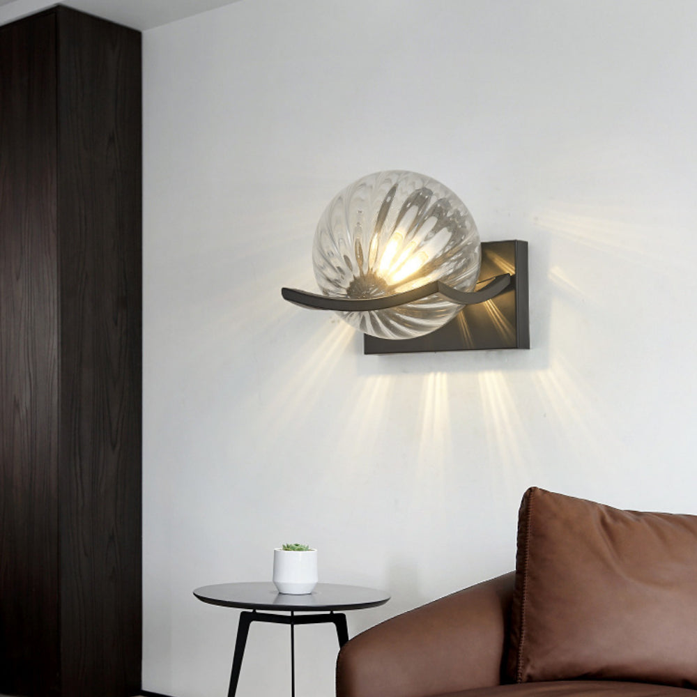 Frendorf | LumiGlide Moderne LED-Wandleuchte Glas | Elegantes Design | Warmweißes Licht | Perfekt für Innenräume