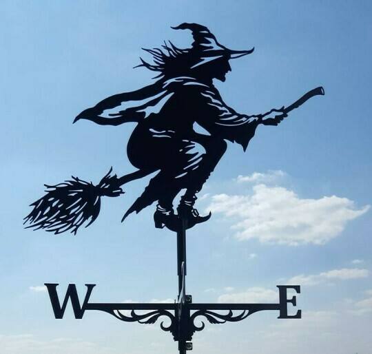 Windfahne - Windy - Retro Hexenform - Einzigartiges Design