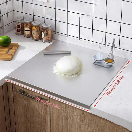 Hochwertiges Schneidebrett aus Edelstahl mit Rand – ideal für hausgemachte Pizza, Gebäck und mehr!