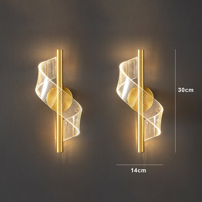 Frendorf | LumiPillar Luxuriöse Wandleuchte mit Glaskandelaber | Elegante Beleuchtung | Premium-Design