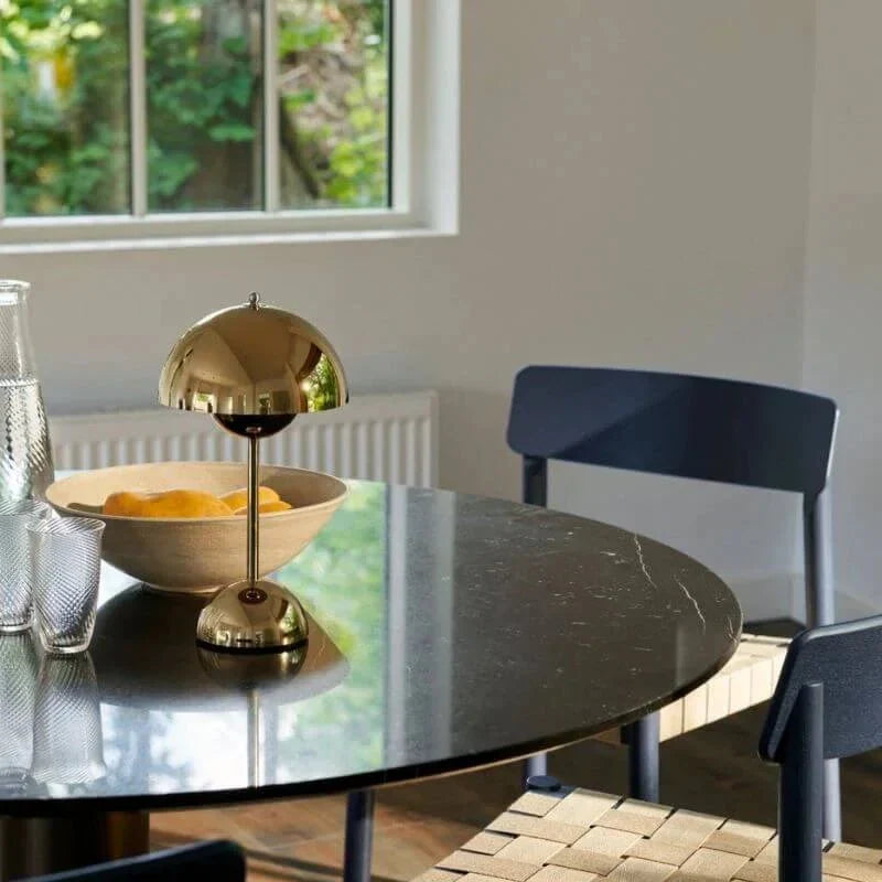 Frendorf | Moderne Tischlampe mit Kabel für elegantes Licht