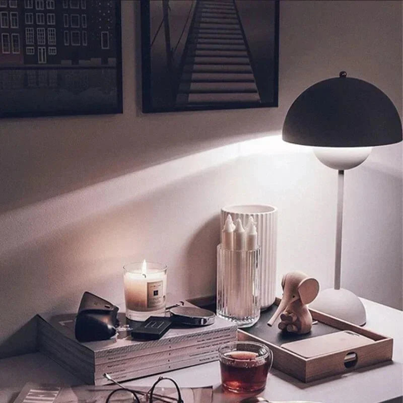 Frendorf | Moderne Tischlampe mit Kabel für elegantes Licht