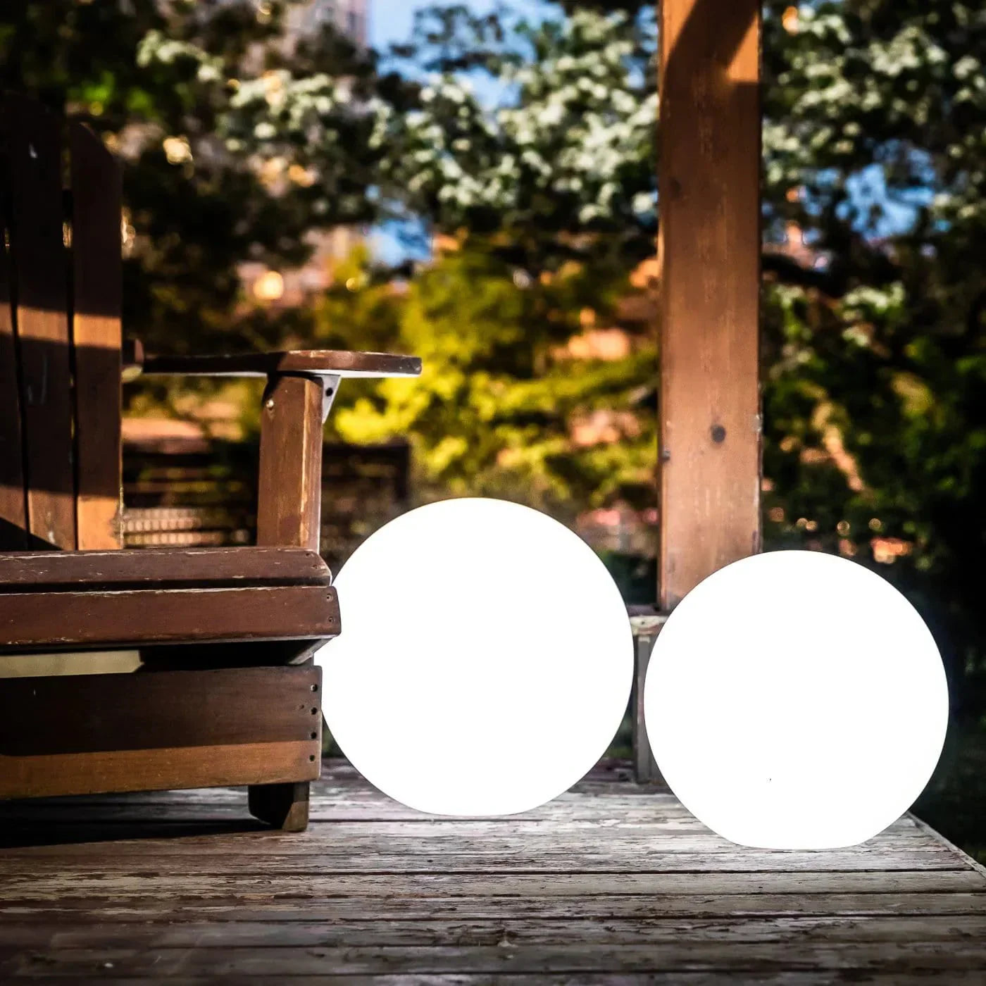 Outdoor Globe Light - Kabellos, Wetterfest, 16 Farben LED Kugelleuchte