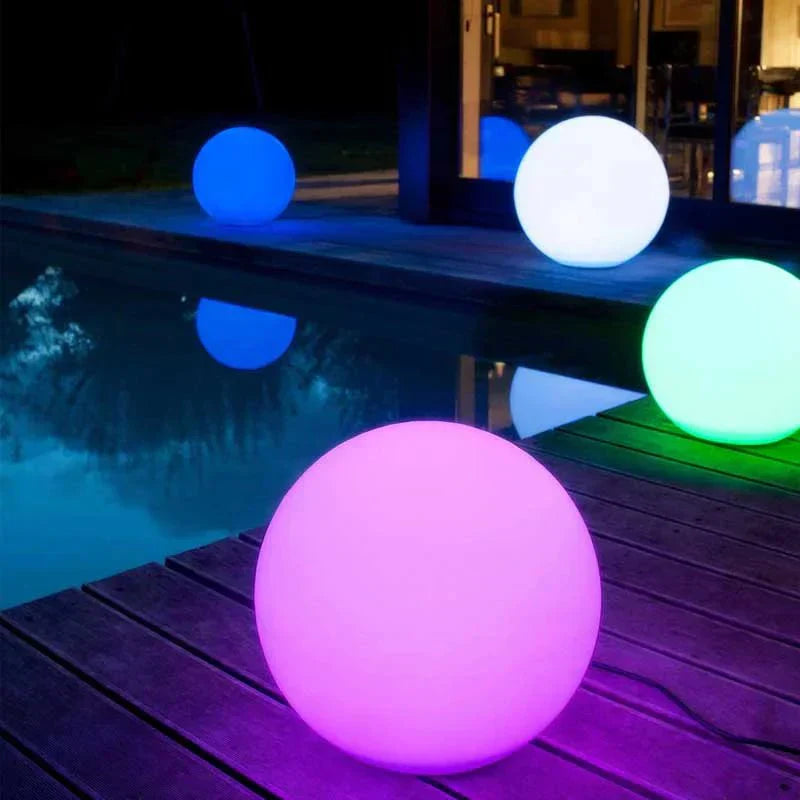 Outdoor Globe Light - Kabellos, Wetterfest, 16 Farben LED Kugelleuchte